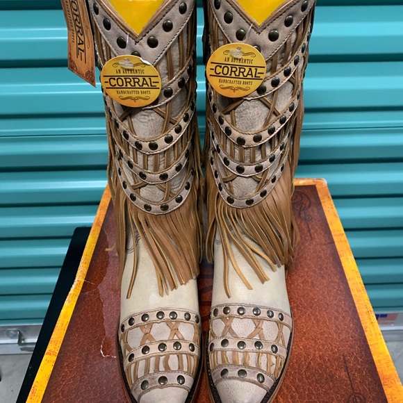 Corral cowgirl boots - Picture 3 of 7